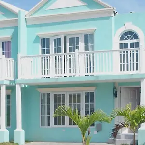  Holiday home Townhouse By The Bay, Little Bay Country Club ,negril